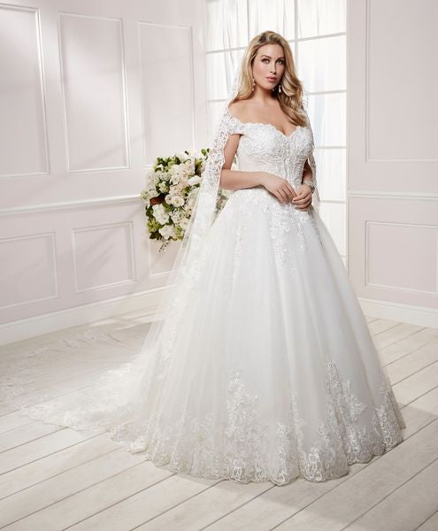 Our Plus Size Wedding Dress Picks