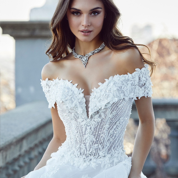 Common mistakes brides make when wedding dress shopping